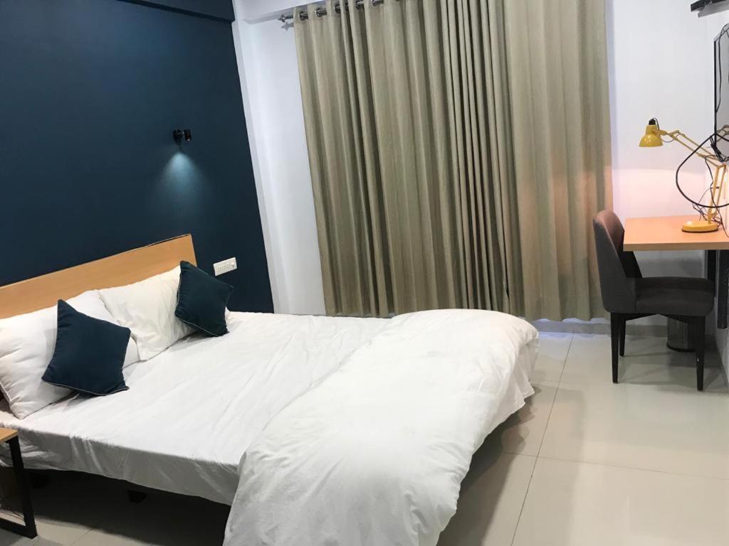 Hotel Hooliv Ariana Pune